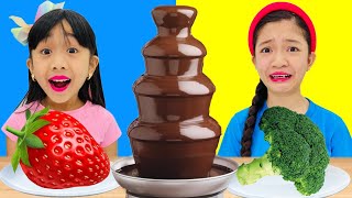 CHOCOLATE FONDUE CHALLENGE  KAYCEE amp RACHEL in WONDERLAND FAMILY [upl. by Bendix]