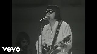 Roy Orbison  Crying Live From Australia 1972 [upl. by Lehcar]